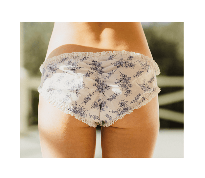 Scrunch butt cotton floral panties with lace trim for romantic style