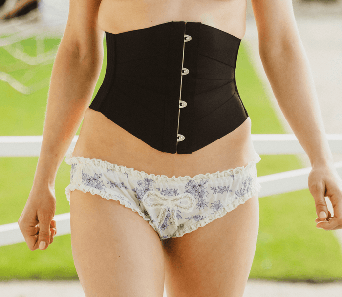 Black corset and floral low rise knickers for romantic style